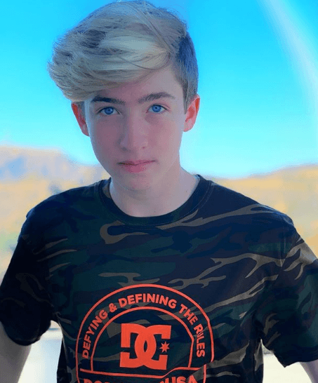 Cash Baker Bio, Age, Girlfriend, Family, Photos and Career