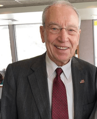 Chuck Grassley Bio, Age, Wife, Family, Photos and Career | Fact Sider